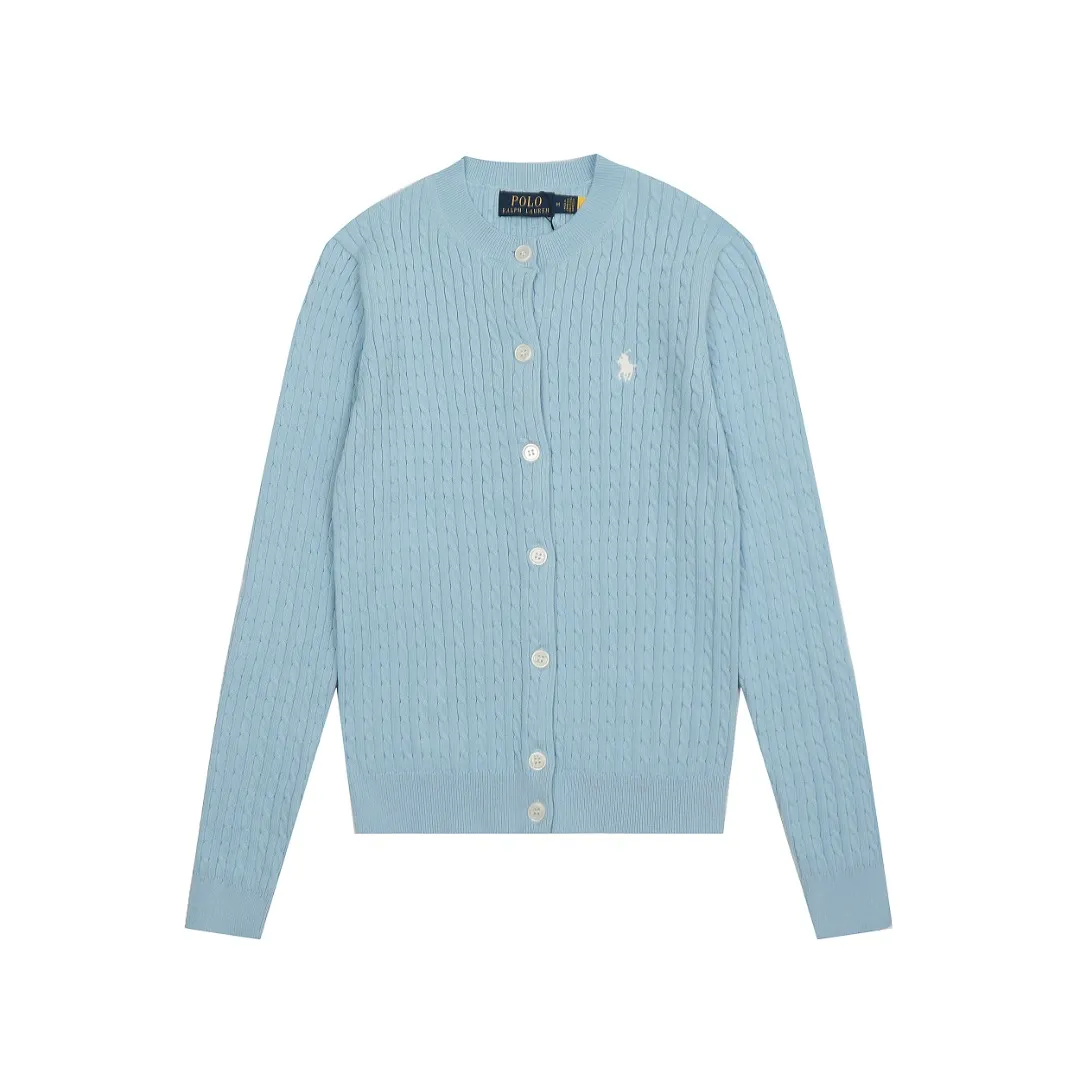 🅿️210 "Top quality" Style number: DS005# (not off the shelves all year round) [Ralph Lauren round neck solid color pony embroidered logo knitted cardigan long sleeves] ✅Ralph Lauren classic basic versatile twist knitted cardigan long sleeves ✅Main supplier platform live broadcast Wholesale entities Replenish when out of stock Not off the shelves ✅ZP quality 1:1 version Scan the code to enter the GF website Counter quality ✅Details and quality are the only one in Guangzhou. Imported quality cotton yarn, focusing on high-end, cost-effective, good quality needless to say. ✅The same style as Zhao Lusi is really amazing, so sweet, so beautiful. This cardigan is really good-looking. Rose red and white label Big red and blue label